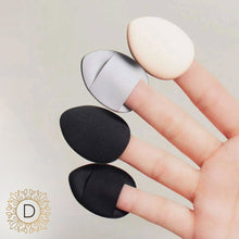 Load image into Gallery viewer, Finger Make up Puff - 4 pcs